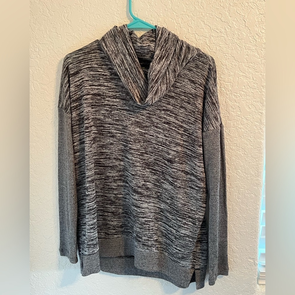 Cowl neck long sleeve!